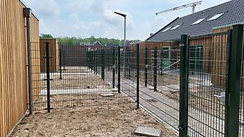 8 woningen Pesse Hoving Hekwerk B.V. Stadskanaal