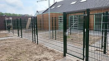 8 woningen Pesse Hoving Hekwerk B.V. Stadskanaal